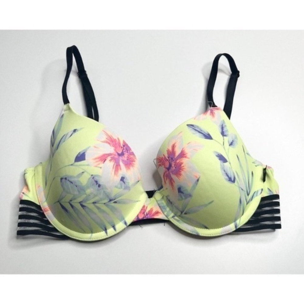 PINK Victoria's Secret‎ Wear Everywhere T-Shirt Bra 32DD Green Underwire Sporty